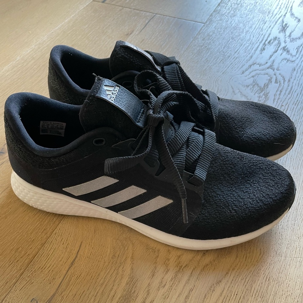 Barely Worn Adidas Edge Lux 4 Running Shoes size 10.5 women’s